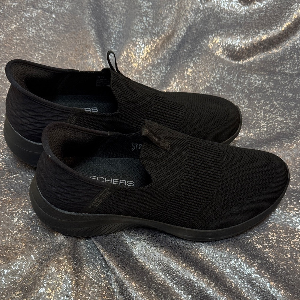 Skechers Men's Black Slip-On Knit Sneakers